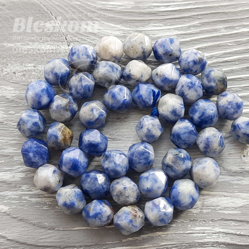 Содалит ромб, тонований, натуральний К2581