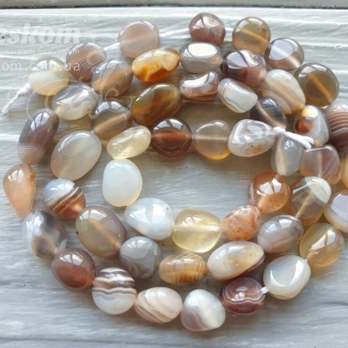 Агат Бразильський, галтовка, натуральний К2732