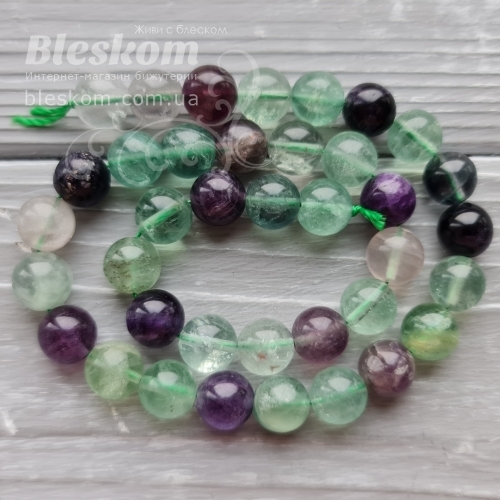 Флюорит круглий, натуральний К5532