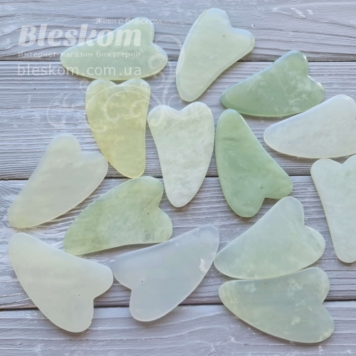 Нефрит натуральний, скребок для обличчя Гуаша 2-368