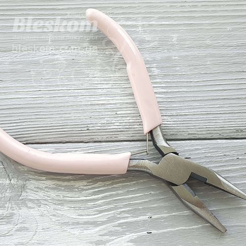 Плоскогубцы, острые с кусачками, без насечек 5-124