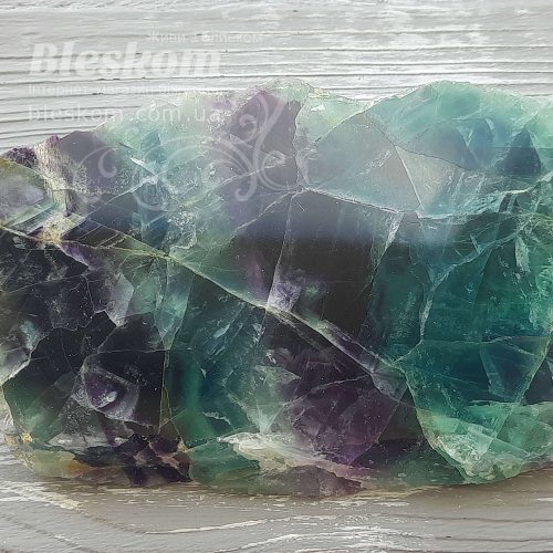 флюорит порода, натуральна 2-454