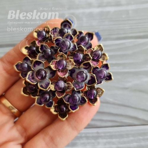 Брошь Цветы с аметистом и эмалью 3-390