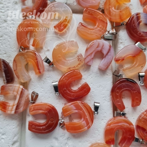 Агат кулон, подкова, натуральный 0-435