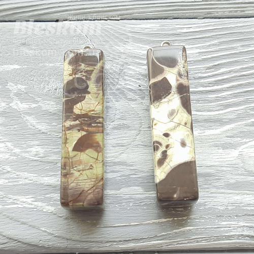 Яшма кулон, натуральная 0-457