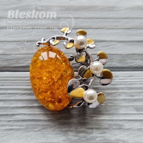 Брошь Янтарь 3-411
