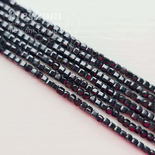 Шпинель гранована, кубик, натуральна к3016