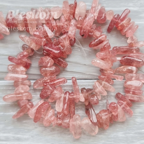 Полуничний кварц, палички, натуральні К6106