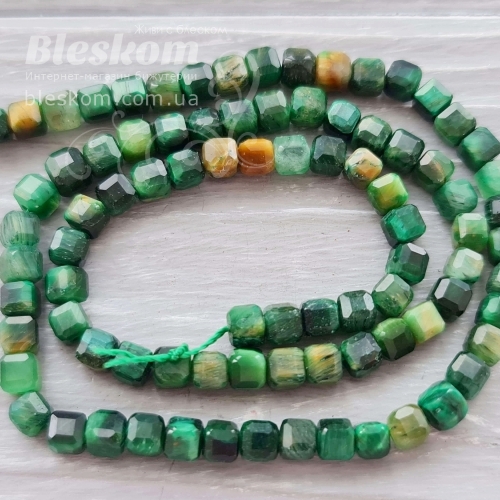 Тигрове око грановане, кубик, натуральний, тонований К3063