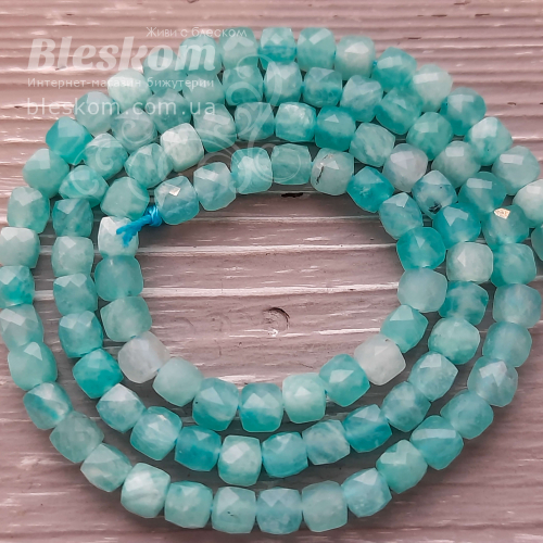 Амазоніт, гранований, кубик, натуральний К3100