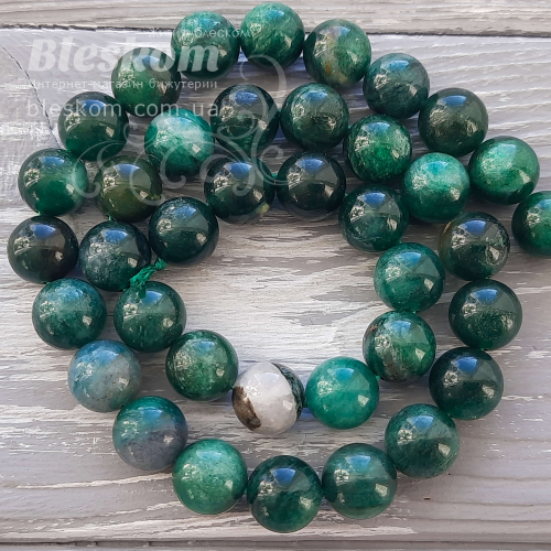 Зелений лепідоліт, круглий, натуральний К6329