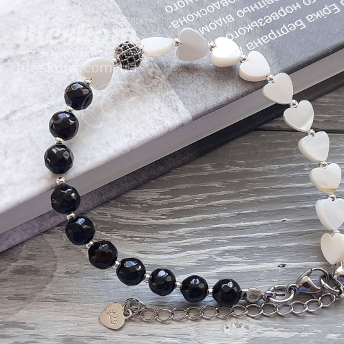 Браслет из перламутра и оникса 1-482