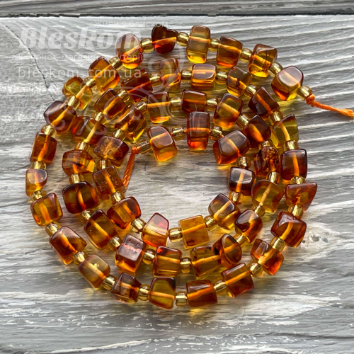 Натуральний бурштин, шліфований К6391