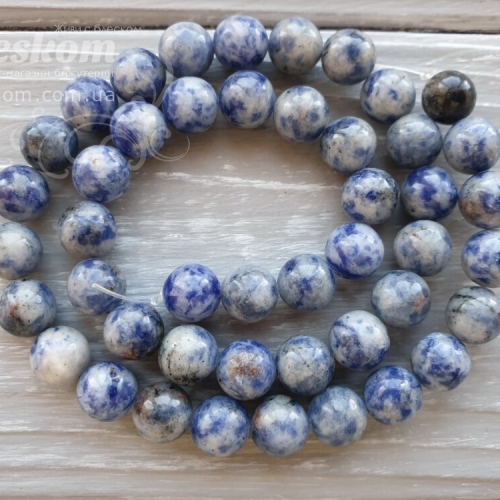 Содаліт круглий, натуральний К858