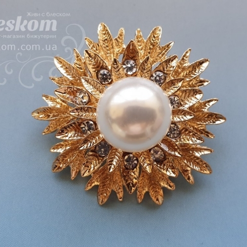 Брошь Снежинка со стразами и жемчугом 3-331