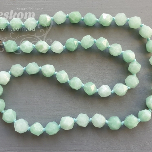 Нефрит Бірма, ромб, натуральний к2463