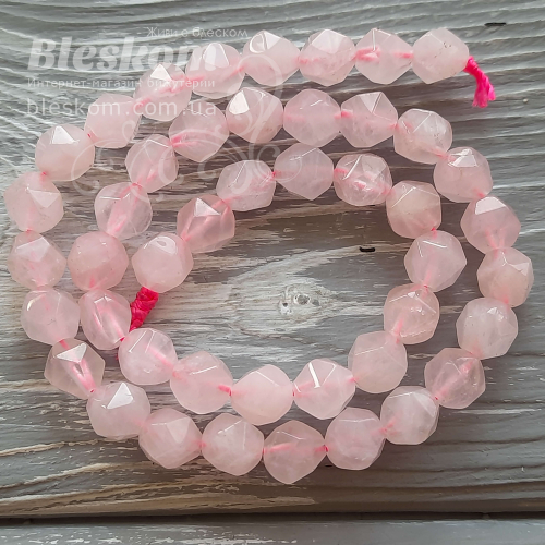 Рожевий кварц, ромб, натуральний к2465
