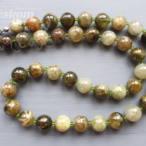 Зелений гранат, круглий, натуральний К2540