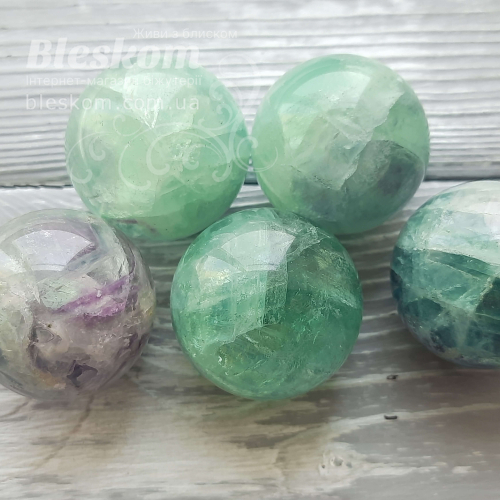 Флюорит куля, натуральний 2-275